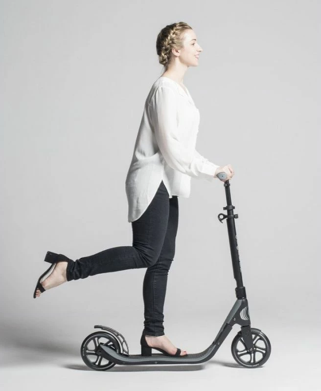 Skuter Globber për meshkuj, femra, fëmijë, i zi