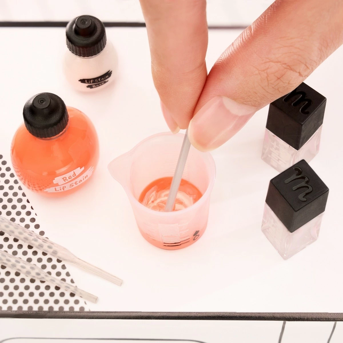 Figurinë lodër MGA Miniverse Make It Mini Makeup, 1 copë