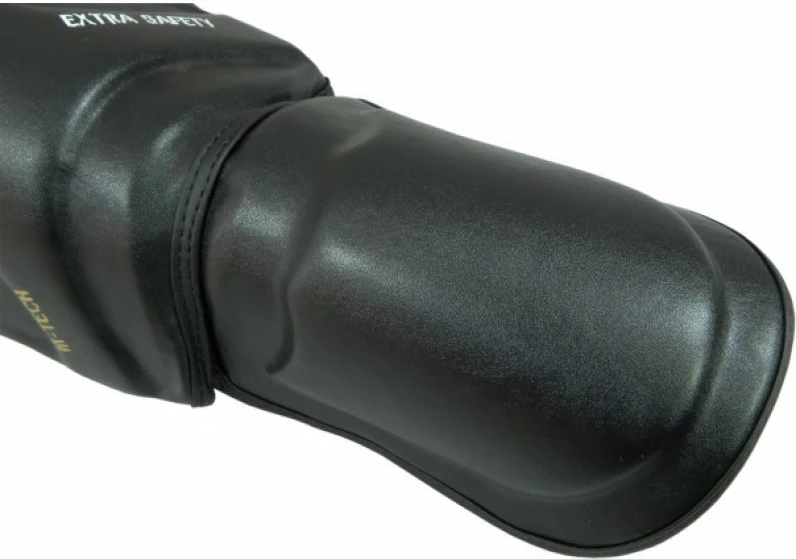 Mbrojtës për këmbë dhe shin - Masters, për meshkuj, të zezë