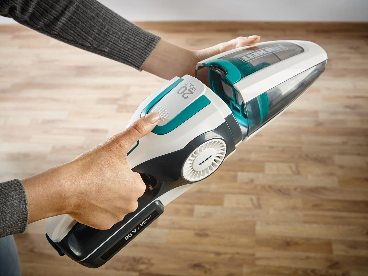Fshesë elektrike pa kabllo Leifheit PowerVac 2in1, 20V, pa qese, bardhë/kaltër