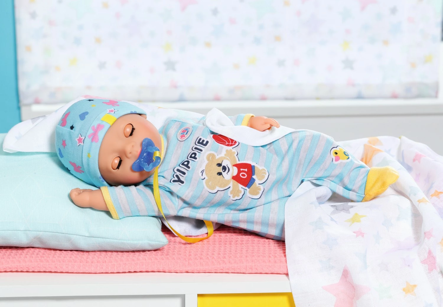 Kukull Baby Born djalë Zapf 36 cm me aksesorë, Blu