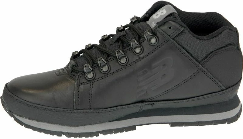 Këpucë New Balance për meshkuj, të zeza